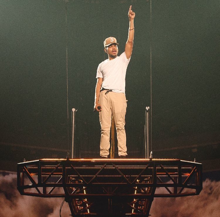 ChancelorTweets's tweet image. Lord rain down on me so I can move on water
Like children at the altar, like God inside my house.                                            
 
🎶: Finish Line/Drown- Chance The Rapper