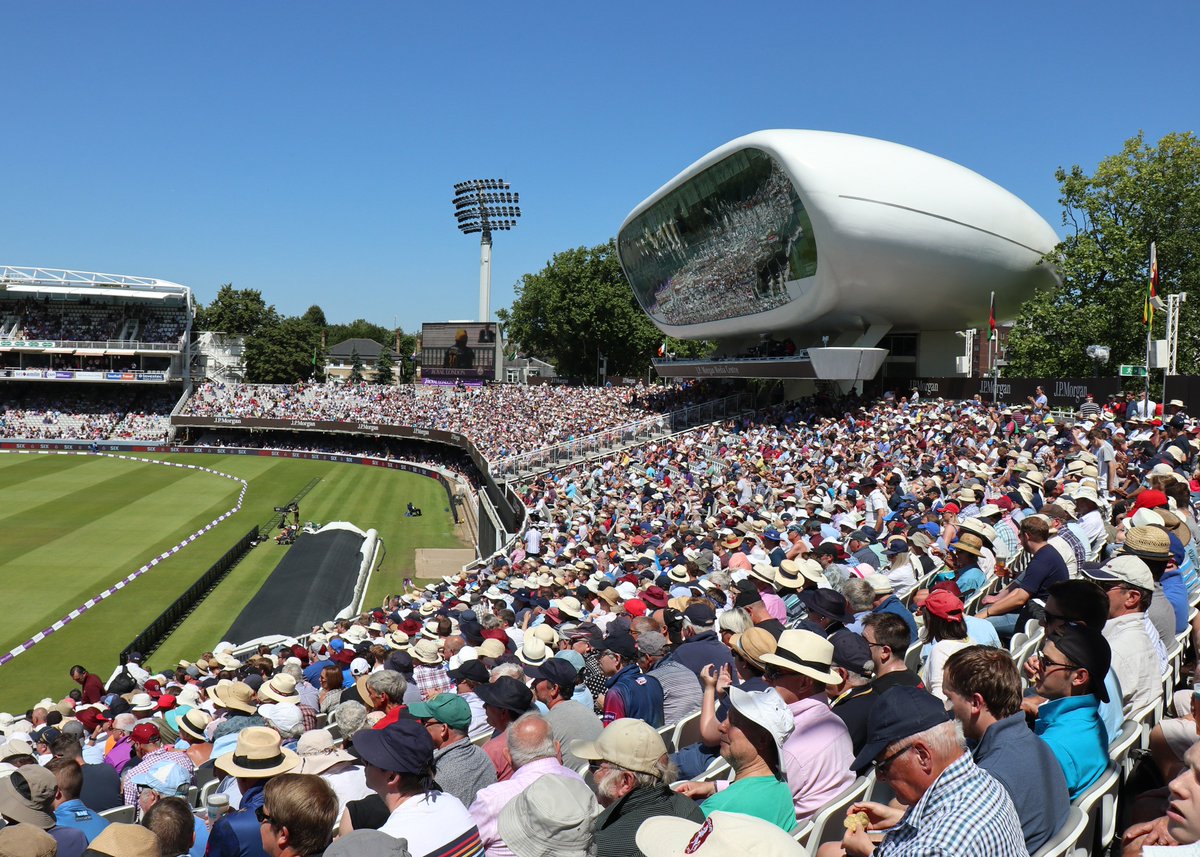 HomeOfCricket's tweet photo. 🙌 Thank you to the 20,886 spectators who were at Lord's today - the highest in a domestic final here since 2009.
Have a safe journey home & we hope to see many of you again soon 👍
#LoveLords https://t.co/Xni87owVCA