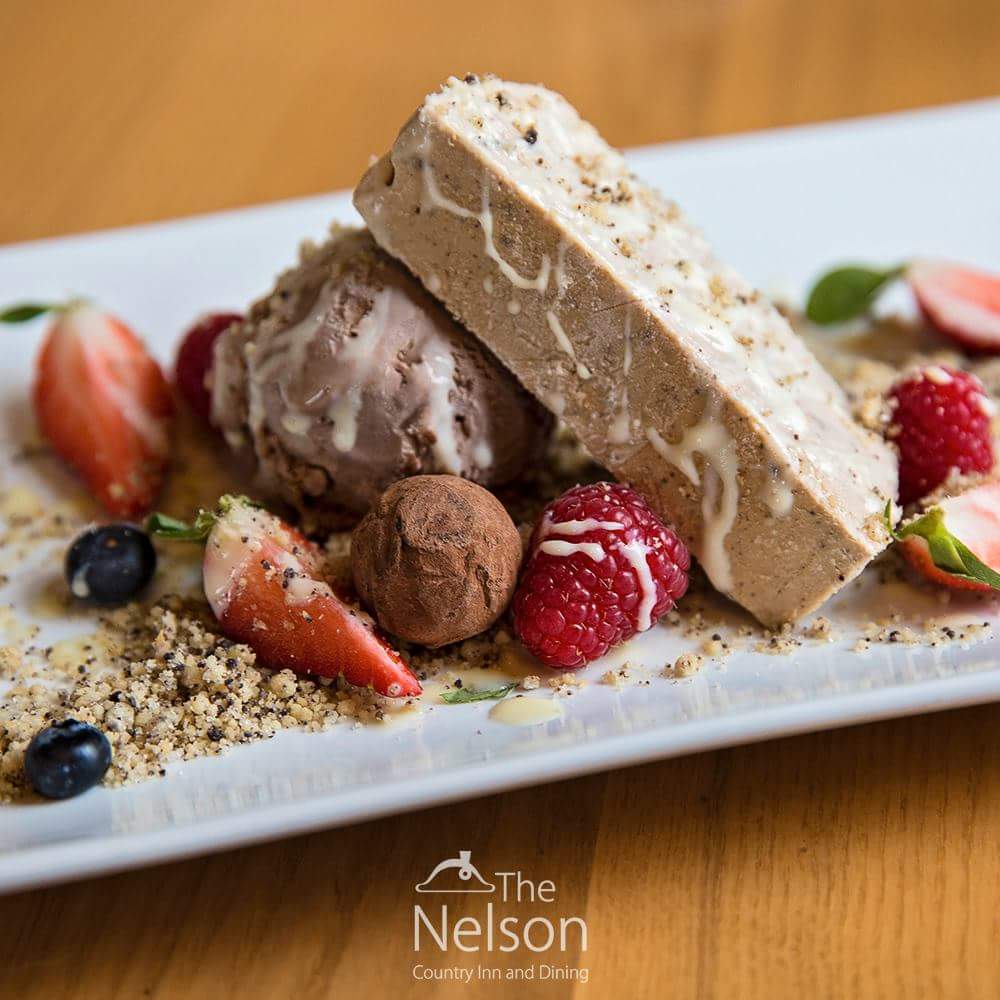 NelsonBurnhamMk's tweet photo. Come and enjoy the perfect dessert 😍🍨 https://t.co/9D8yGHtAns