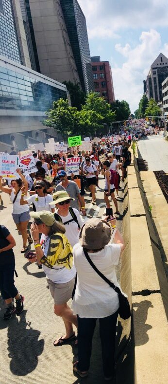 Dg8zcJBX4AEigEQ?format=jpg&name=900x900