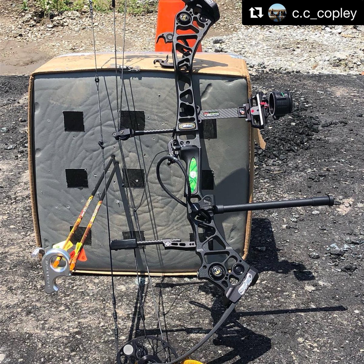 instagram.com/p/Bkqb5dth7YL/ 

#blobtargets #titaniumarcheryproducts