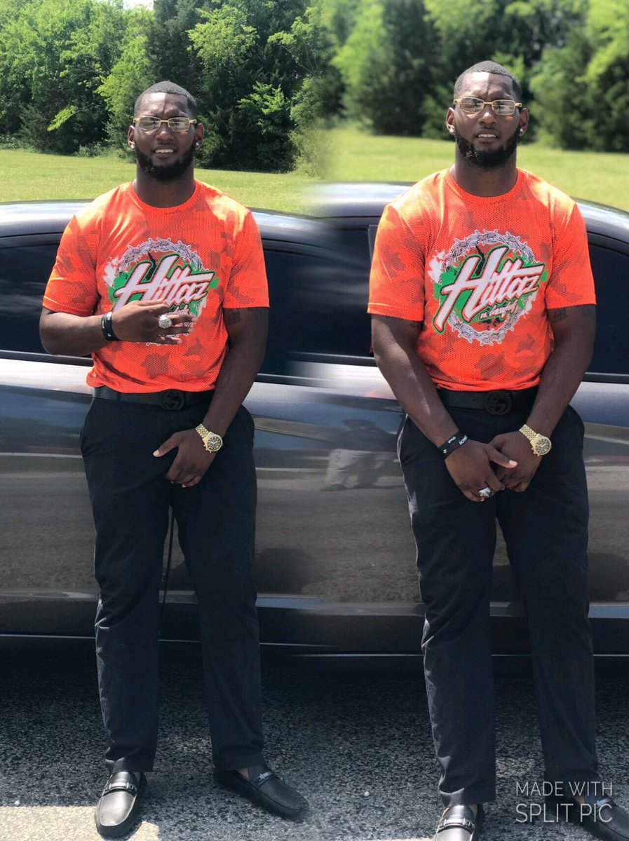 TheRealJavJones's tweet photo. When I look up to the sky, I see my brother smiling down on me✊🏾 I begin to smile because my brother smiling down on me💯 #LongLiveLB https://t.co/95KdXBnjnq