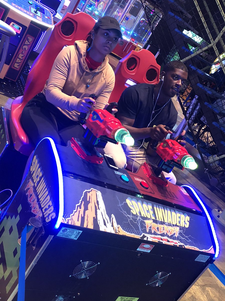 KYSU_CampusLife's tweet image. Pre College Academy #WeekendVibes #CampusLife #PCA18 #KSUForward 🐎