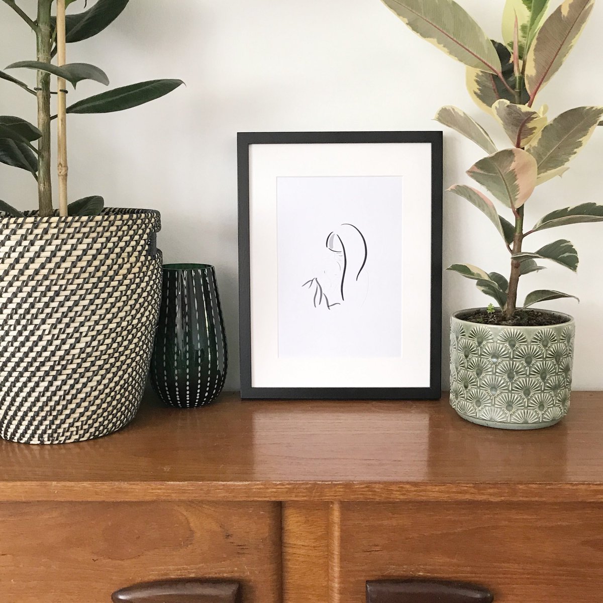 naturalmamaco's tweet photo. We’ve got a competition on Instagram to win a personalised print. If you do win just choose your fave photo and I’ll draw it for you ❤️ https://t.co/qAUofrEM0k