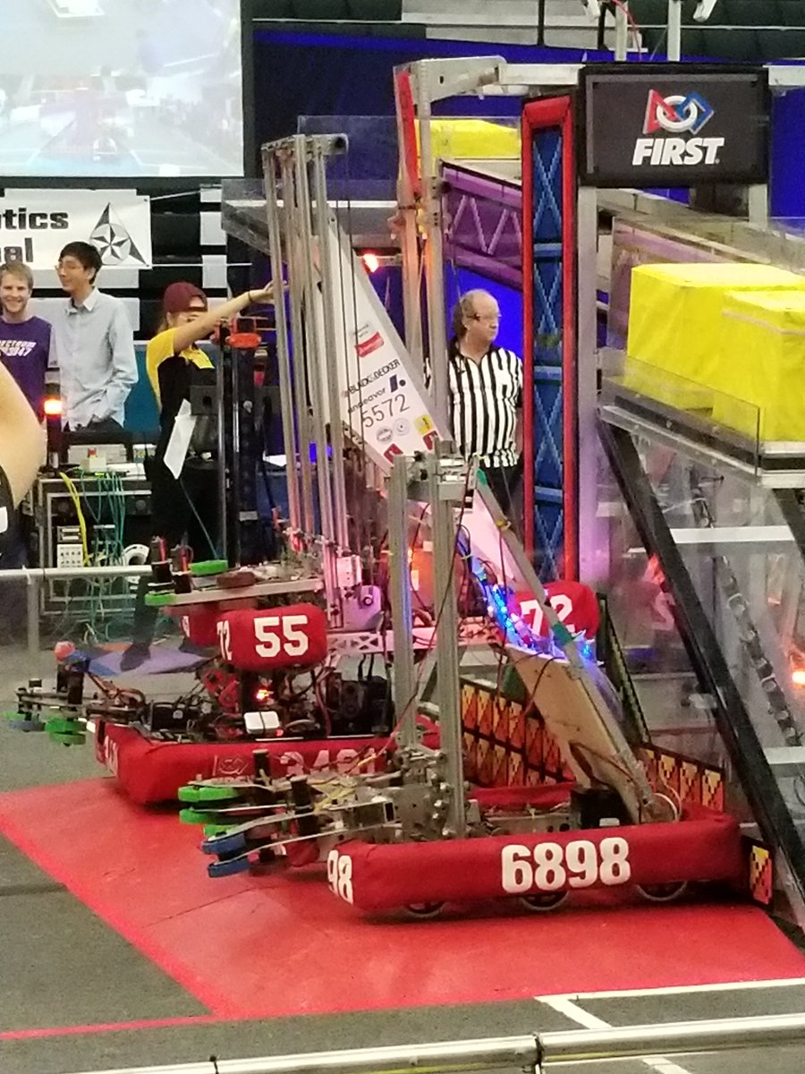 FRC5572ROSBOTS's tweet photo. Yahoo! We won our #FIRST quarter finals match at #tri 412 - 259! Keep it up guys ๐
#first #FIRSTinTexas #InFIRSTweTrust #Morethanrobots #omgrobots #robots #firstinspires https://t.co/x2PgcnLkJ7