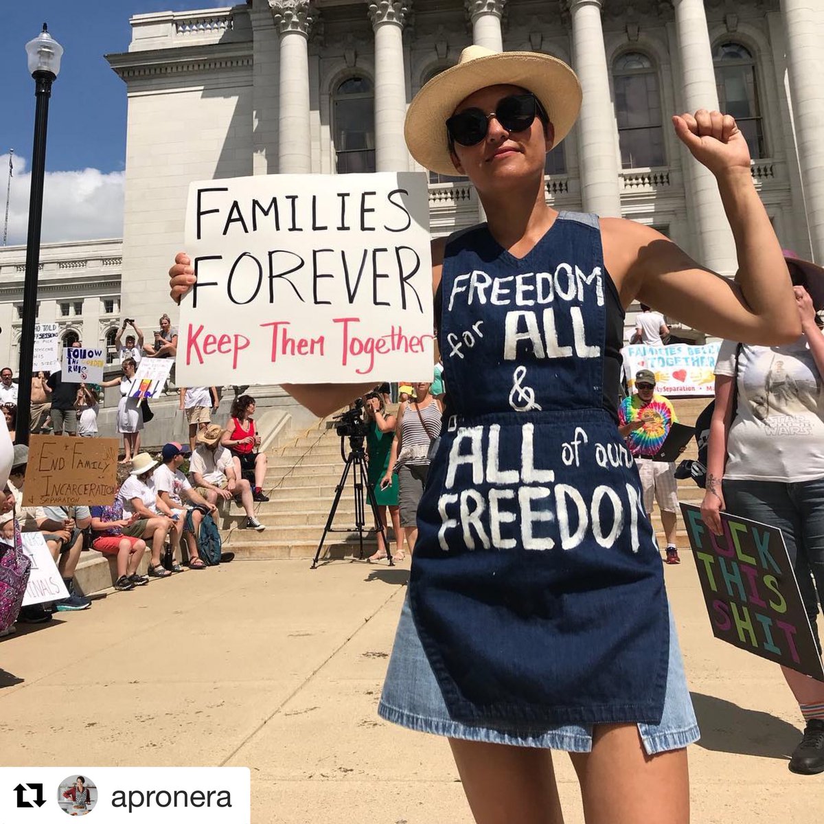 CrystalKStyle's tweet image. I honestly can’t imagine going through what the families at the border have to live through due to hateful policies that discriminate against innocent people seeking home from harm. #familiesbelongtogether #EndFamilySeparation