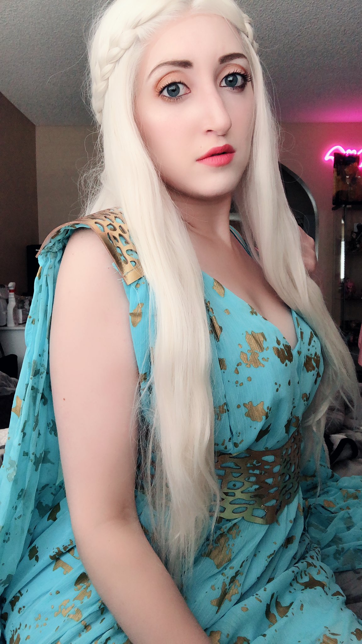 Vamplette on Twitter: "Khaleesi 🐉…