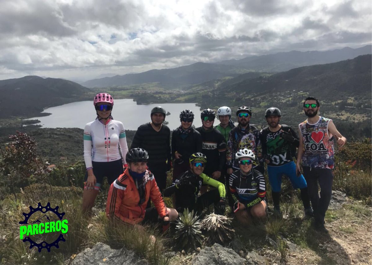 parcerosmtb's tweet photo. #SabatinaParcerosMTB soltando piernas para nuestro reto de los #3Cerros del día de
mañana.
Tú ya estás listo❔❓
#1Mes #1Reto
#Patios #ParcerosMTB https://t.co/nUPI3NgjCC