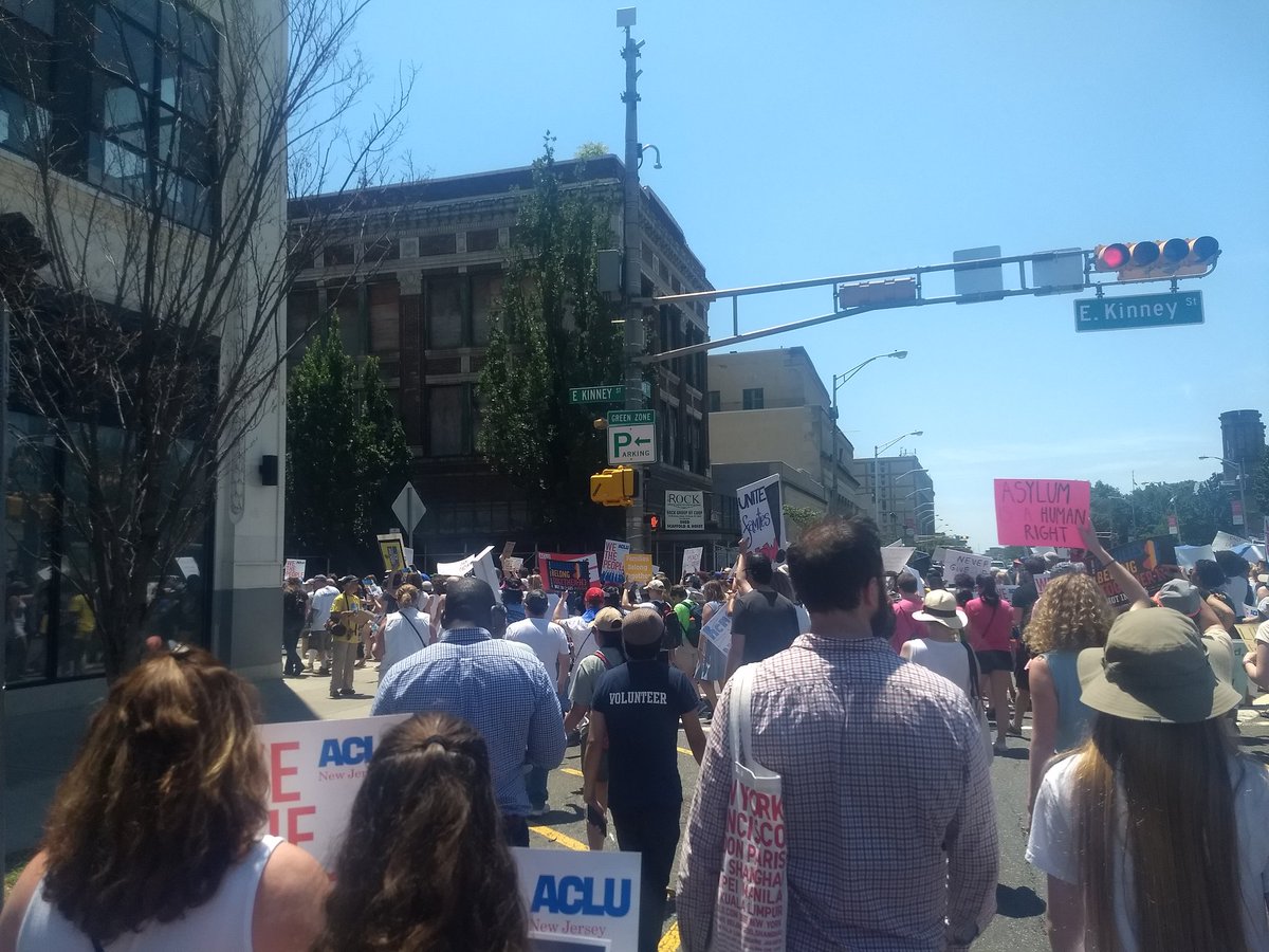 katitarian's tweet image. 360 degree view of the March in Newark, NJ. 
"This whole damn system."
"SHUT IT DOWN" 
Marching on ICE and Trump's fascist policies. #AbolishICE #FamiliesBelongTogether #FamiliesBelongTogetherMarch
