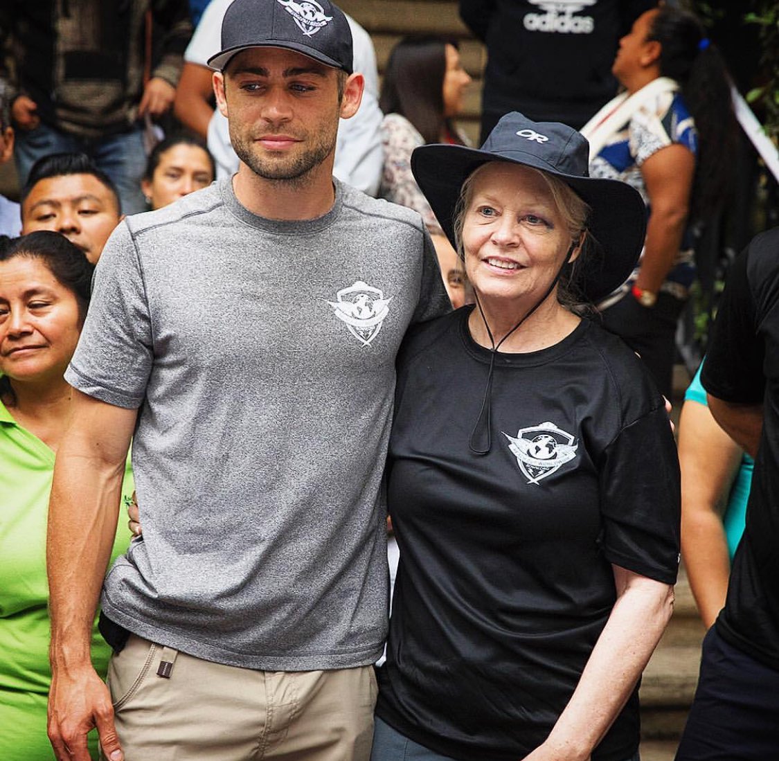 Cody Walker Me And Mom In Guatemala With Reachoutww Roww T Co Pnhphjr4zq Twitter