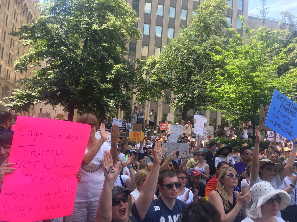 arya_sundaram's tweet photo. Downtown Pittsburgh’s Mellon Square was packed with more than a thousand people today for the Families Belong Together rally @FBT_PGH @familiesbelong https://t.co/8N1SstwXi7