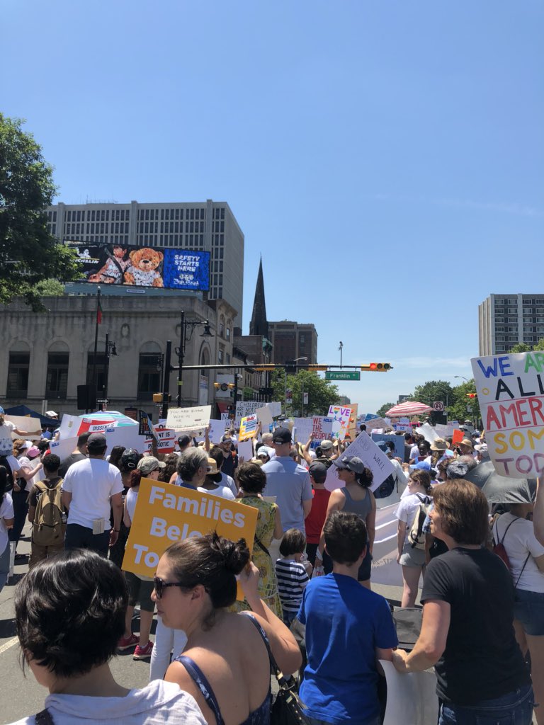 mermarii98's tweet image. If you aren’t protesting today, what are you doing? #FamiliesBelongTogetherMarch #KeepFamiliesTogether #NewarkNJ