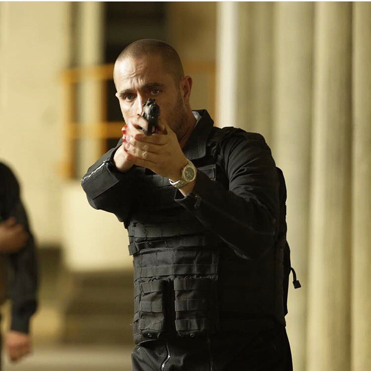MichelBrownFan's tweet photo. #Falco en action! 🔥 @falcoserie estreno por @Telemundo 22 de Julio 9/8c y por #AmazonPrime 15 de Julio. @michelbrownmike Michel Brown como Alejandro Falco. #MichelBrown https://t.co/i2tRwm4lE4