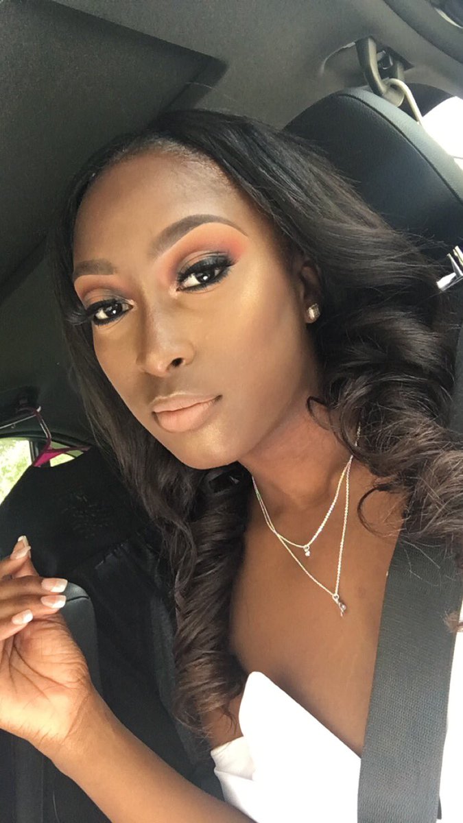 iamdariellynn's tweet image. #pvamu18 💜