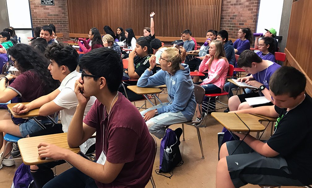 UWGEARUP's tweet photo. UW GEAR UP students at #UW Early Engineering Institute 2018 in the classroom #EEI2018 #GEARUPworks https://t.co/ZxSdDqoWr3