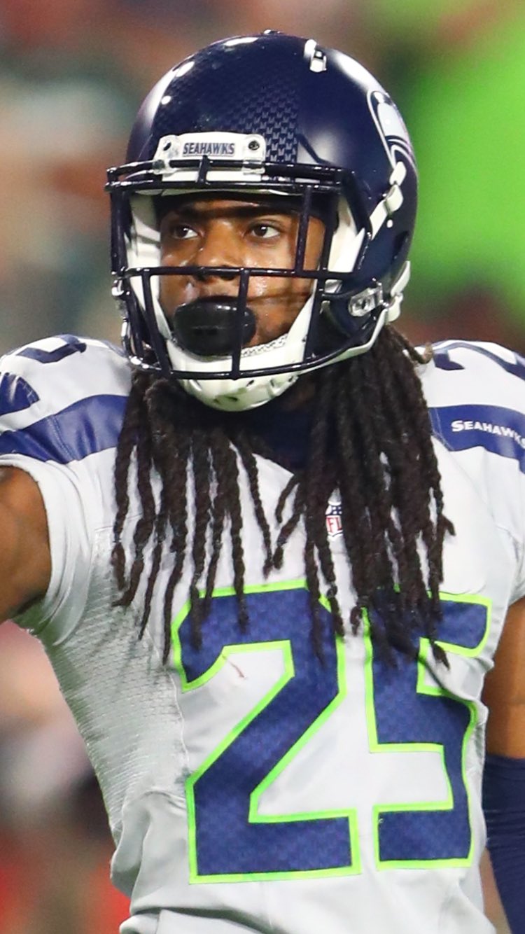 Nerve tro på Fremkald Helmet Stalker on X: "49ers DB Richard Sherman is using a Riddell Speed  with an S2EG-SW-SP facemask and a SportStar chinstrap, the same setup he  used last season with the Seahawks. https://t.co/OwanRLUT3D" /