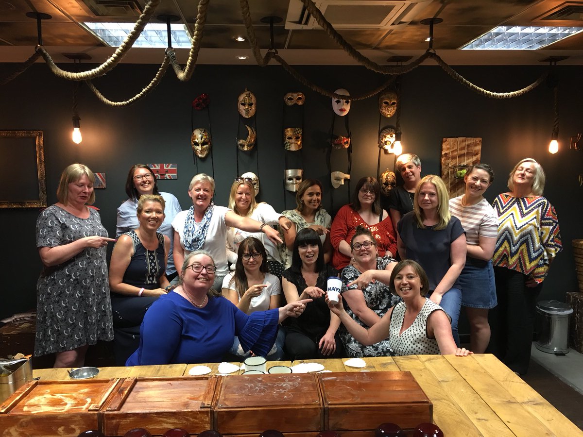 How about this for a great #sipsnapshare pic @HaysPA_Sec? We’re with the leaders of @EastMidsPA @EPAA_UK <a href="/EssexPANetwork/">The Essex PA Network</a> @GsyPAConnect @MidSussexPAs <a href="/SHampshirePAs/">South Hampshire PAs</a> as well as Highland, Jersey, SW1 and Square Mile PA Networks!