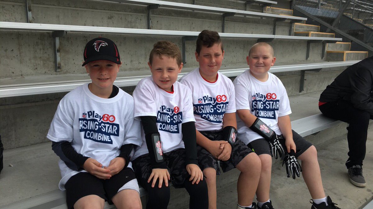 Mission_Niners's tweet photo. Christian Covington football camp! https://t.co/xTjbaqbPmB