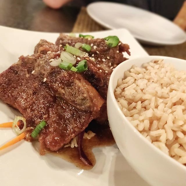mgapany's tweet photo. @fuchai_miami makes some short ribs that are worth checking out. This unassuming little midtown spot offers limited seating but an excellent menu. Be sure to try the bao buns and bibimbap.
#miami #foodporn #miamifood #midtownmiami https://t.co/ALerHpFLRG https://t.co/5kSTXCLRiD