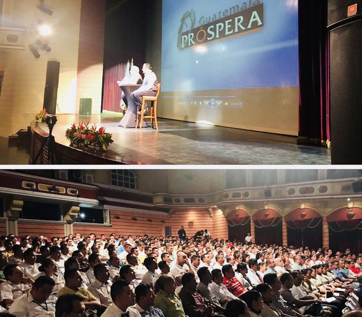 johnmaxwell___'s tweet image. Today I am in Retalhuleu, Guatemala speaking to over 1,100 Transformation Facilitators in 3 different events. #TransformacionGuatemala