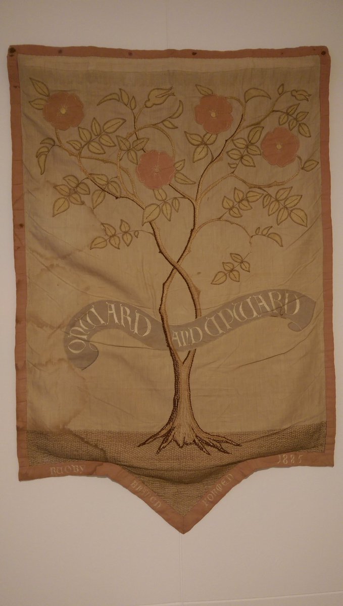 Em_Desouza's tweet photo. Interesting afternoon checking out #journeystohome exhibition incl incredible print work by @gsfougaras, storytelling ceramics across continents and #inspiring learning about the womens guild @RugbyGallery @TheRugbyTown #onwardsandupwards https://t.co/9c7DDMvEXS