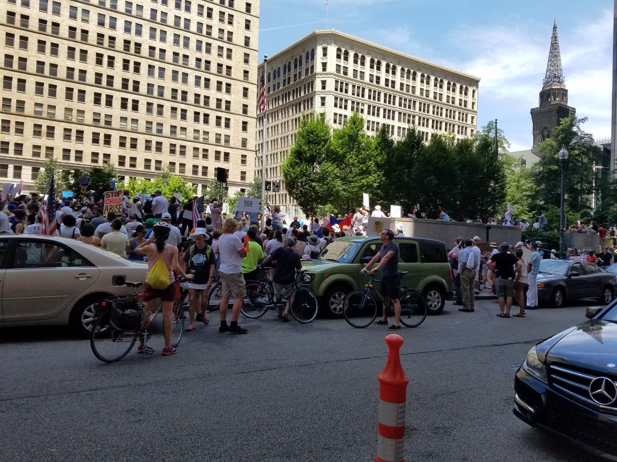 acainfolady's tweet photo. @FBT_PGH @MoveOn @MomsRising A great rally in Pittsburgh today. Much thanks to Stephanie, our organizer. #FamiliesBelongTogether https://t.co/lW1rZgYRml