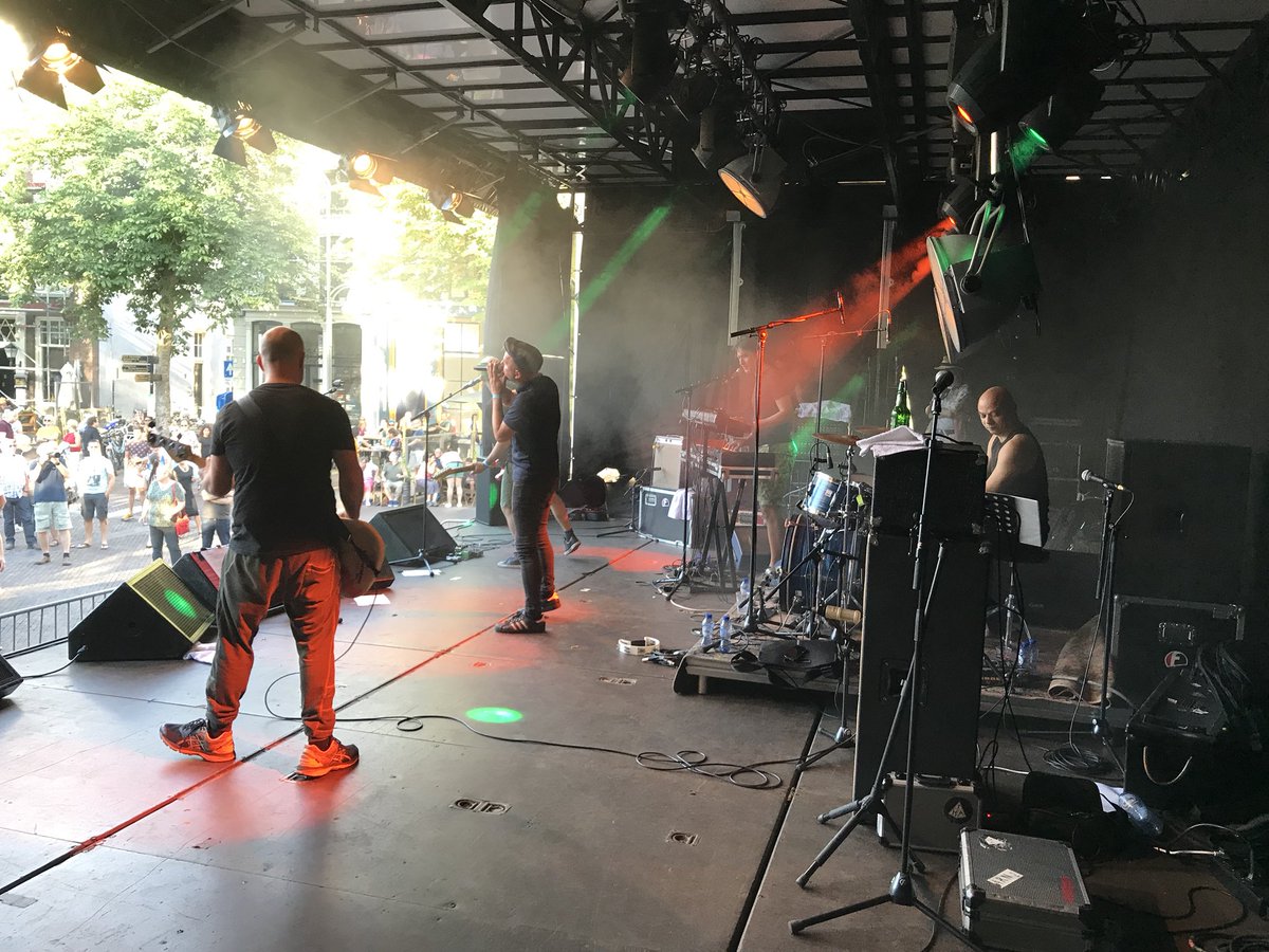 T360NL's tweet photo. Vanavond in #deventer op de #brink zijn wij aanwezig als #crowdmanagement samen met onze #partner #hanzesecurity #doemaar #undercover https://t.co/XLVU7OYo8p