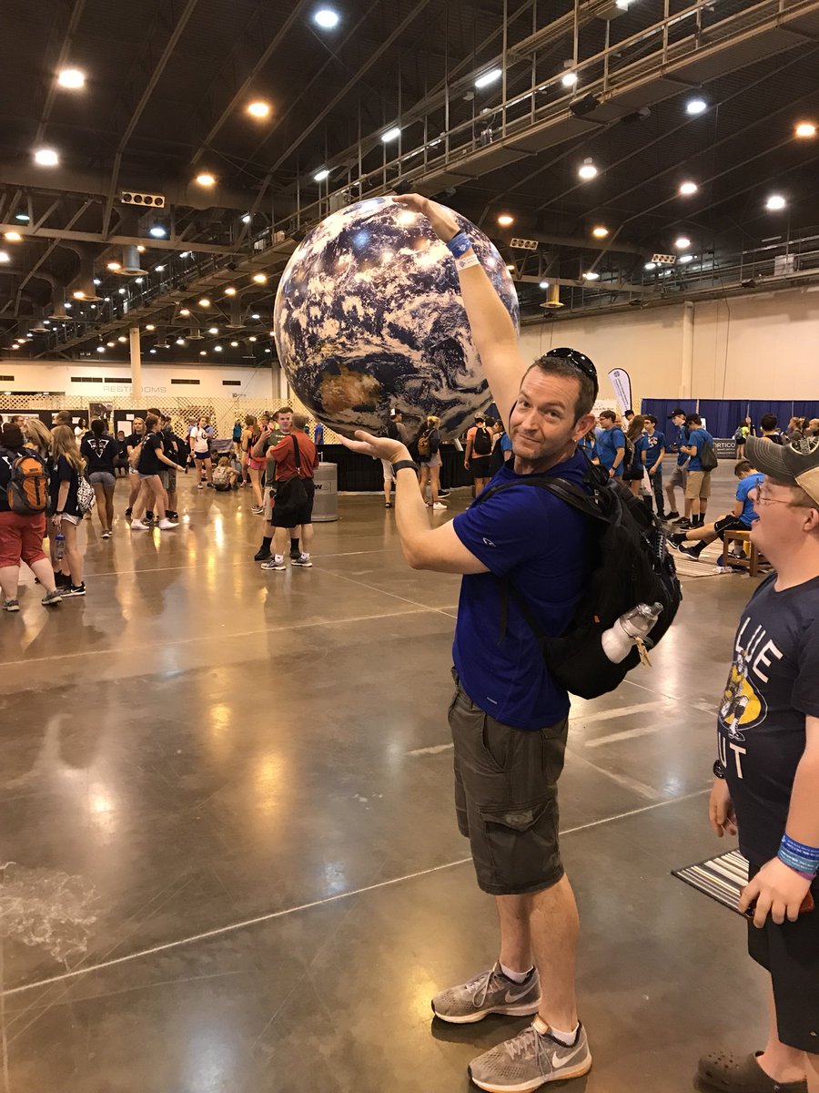 KogDallasYouth's tweet photo. Time for some interactive learning! I’ve got the whole world in my hands. I’ve got the whole... 🎶 Oh wait. #ELCAYG2018 https://t.co/2pabJXCCug