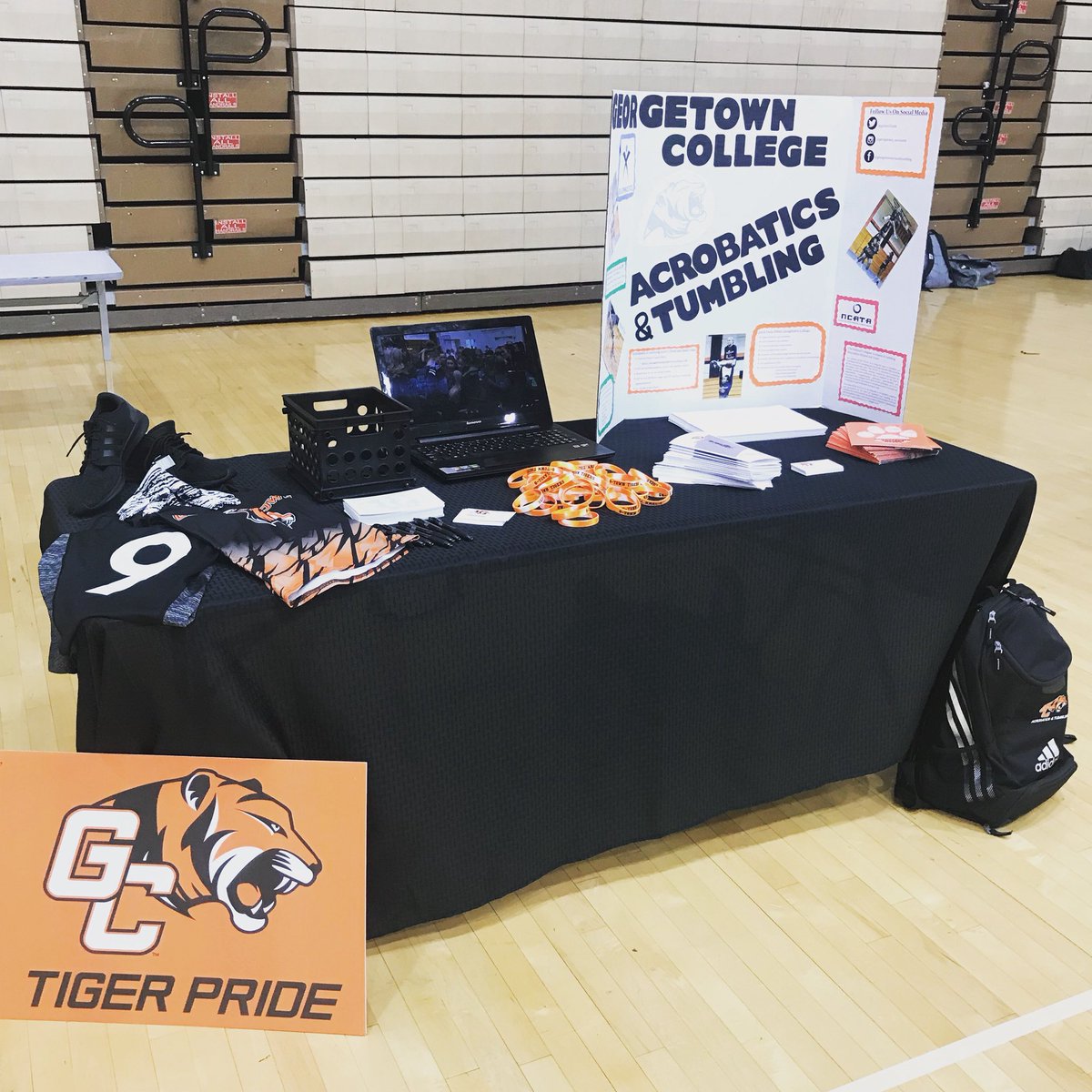 gcAcroTumb's tweet photo. Here all weekend at The Cheerleader Magazine Recruitment Clinic! Come find out about scholarships & becoming a Tiger! #cheer #acro #tumbling #georgetown #tclm #recruitment #scholarships #athletes #tigerpride #onthemove https://t.co/HaxTDqnjbZ