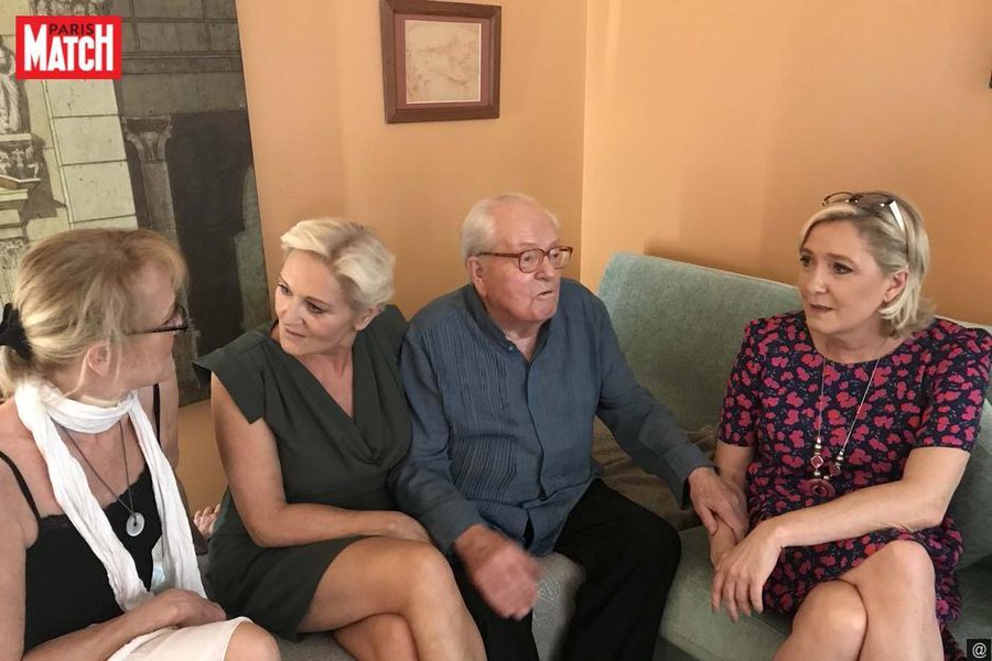 Jean Marie Le Pen Retrouve Ses Filles Pour Son 90e Anniversaire Le Parisien