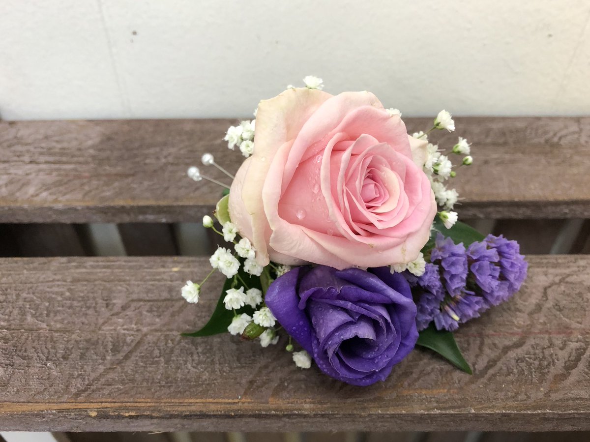 ronasflowers's tweet photo. Beautiful wedding of Gill &amp; David today. Congratulations to you both 💘. @StathamLodge was the gorgeous venue for this special day.  https://t.co/isSbjkafcY 0151 423 4257 https://t.co/34YKR8YoAk