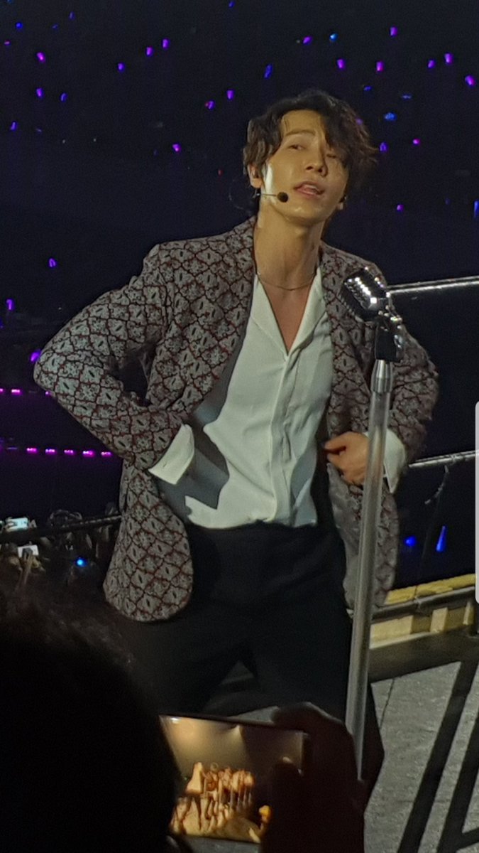 ODG seriously the most handsome man alive, i'm not even kidding.
💙💙💙💙 #SS7Manila #Donghae #takemebackplease #takemehome