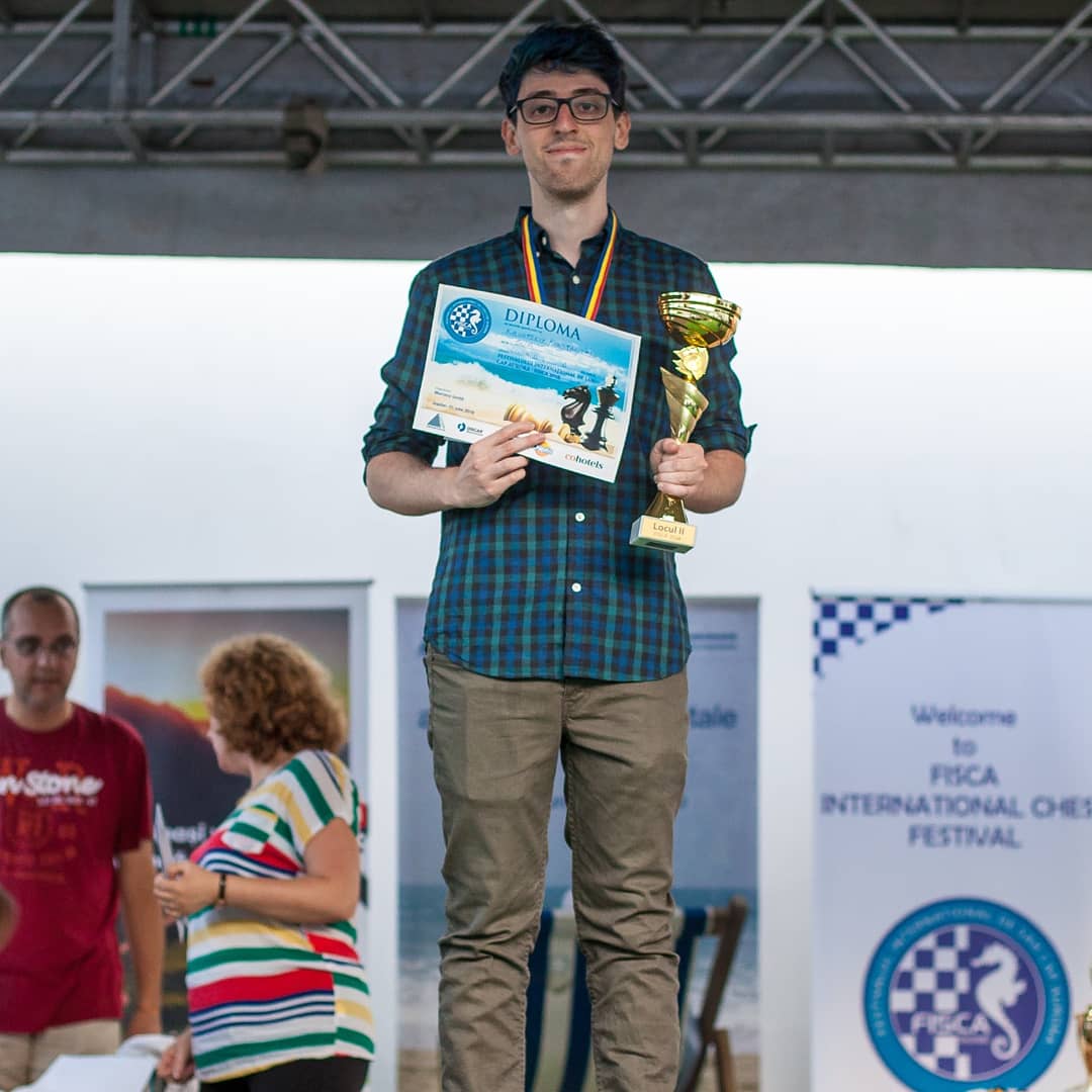 hellokostya's tweet photo. Tied for 1st place (2nd on tiebreaks) in the 2018 FISCA Open!! Also got 3rd in the blitz! 😁🏆🏅

Photos: @IM_Rosen #FISCA2018 https://t.co/sL5Jl2QeYb