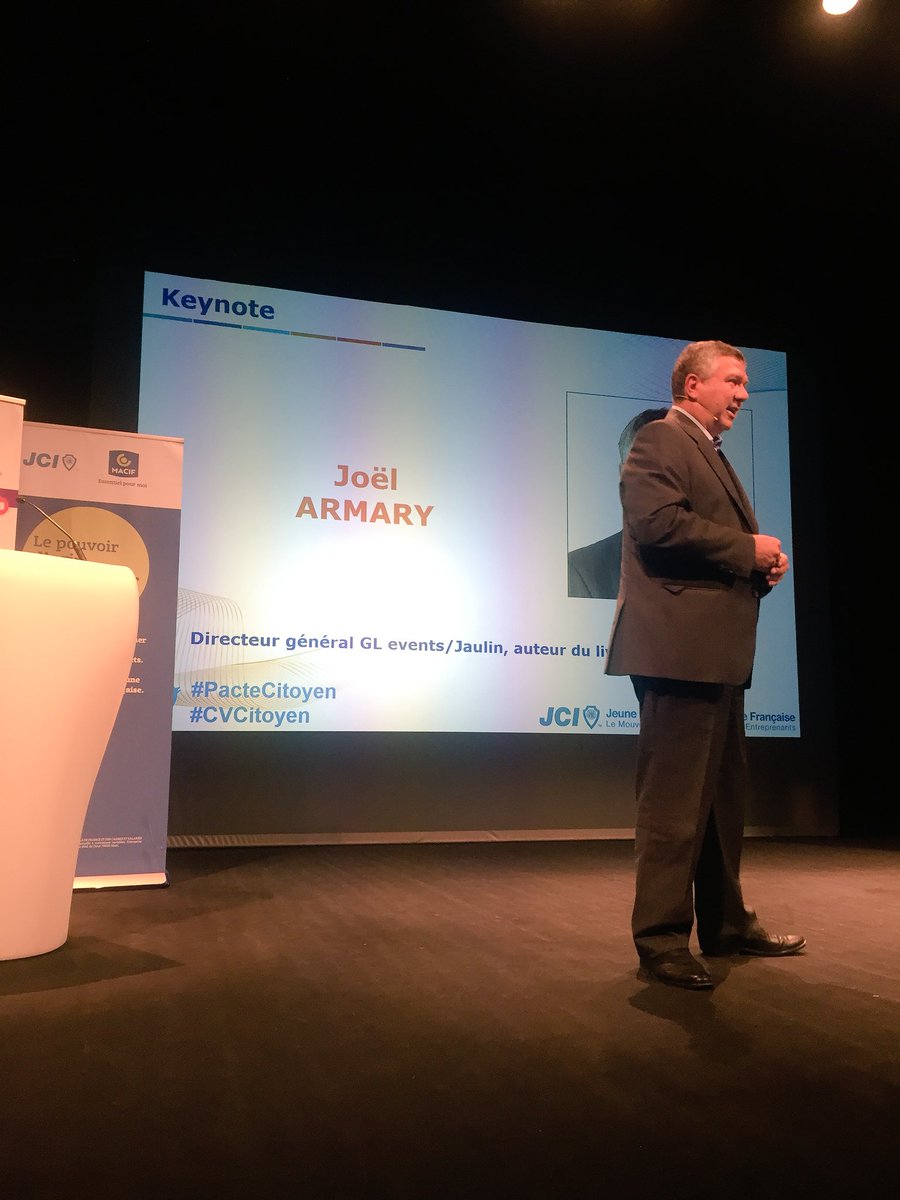 JCE_France's tweet photo. .@joelarmaryperso est présent ce soir et évoque avec nous la transformation des organisations, virage que notre association choisit de prendre #ProjetAsso #ChangeBeginsWithMe #JeunesEtEngagés https://t.co/bdSYmF5DJT
