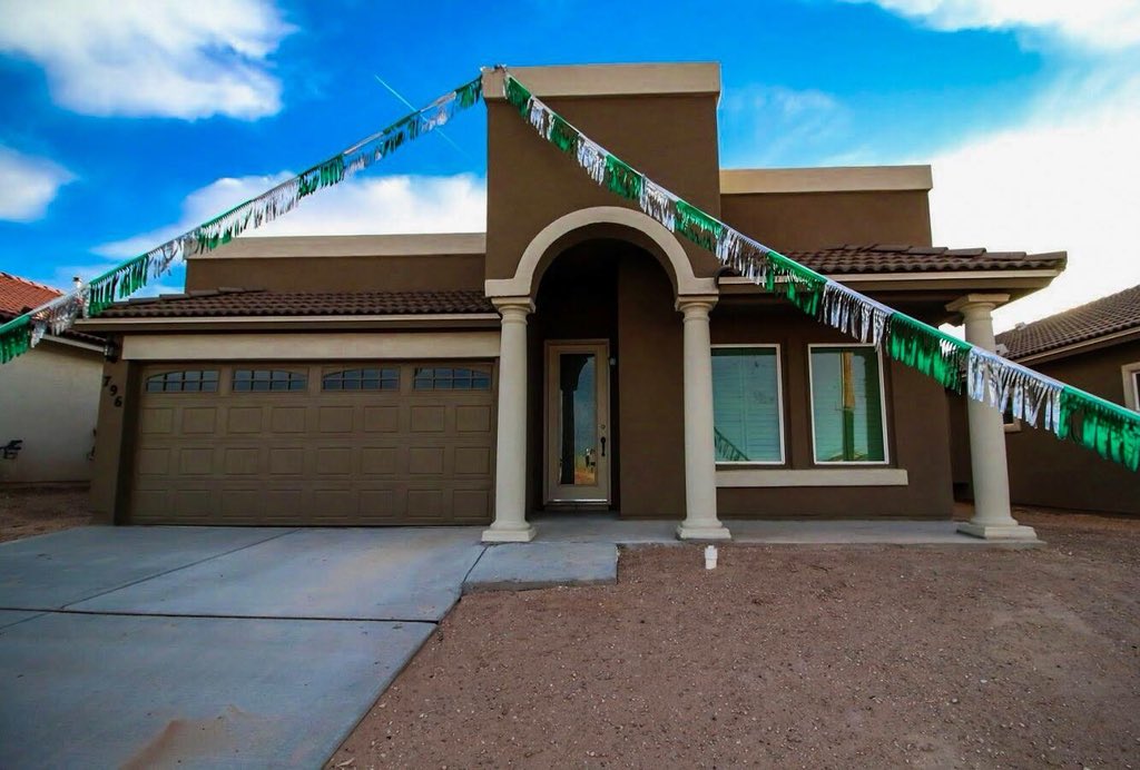 KryshnaTC's tweet photo. 💃🏻❤️R O S A R I O❤️💃🏻

4 BED, 2 BATH, 2CG, DESIGNER KITCHEN 1,682 SQFT

IF YOU HAVE DECENT CREDIT I HAVE THE PERFECT HOME FOR YOU

LETS TEST YOUR BUYING POWER 💪🏽

CALL ME: 📞(915) 588-5935 
-HABLÓ ESPAÑOL #elpasohomesforsale #elpasorealtors https://t.co/8lY1HLZQYx