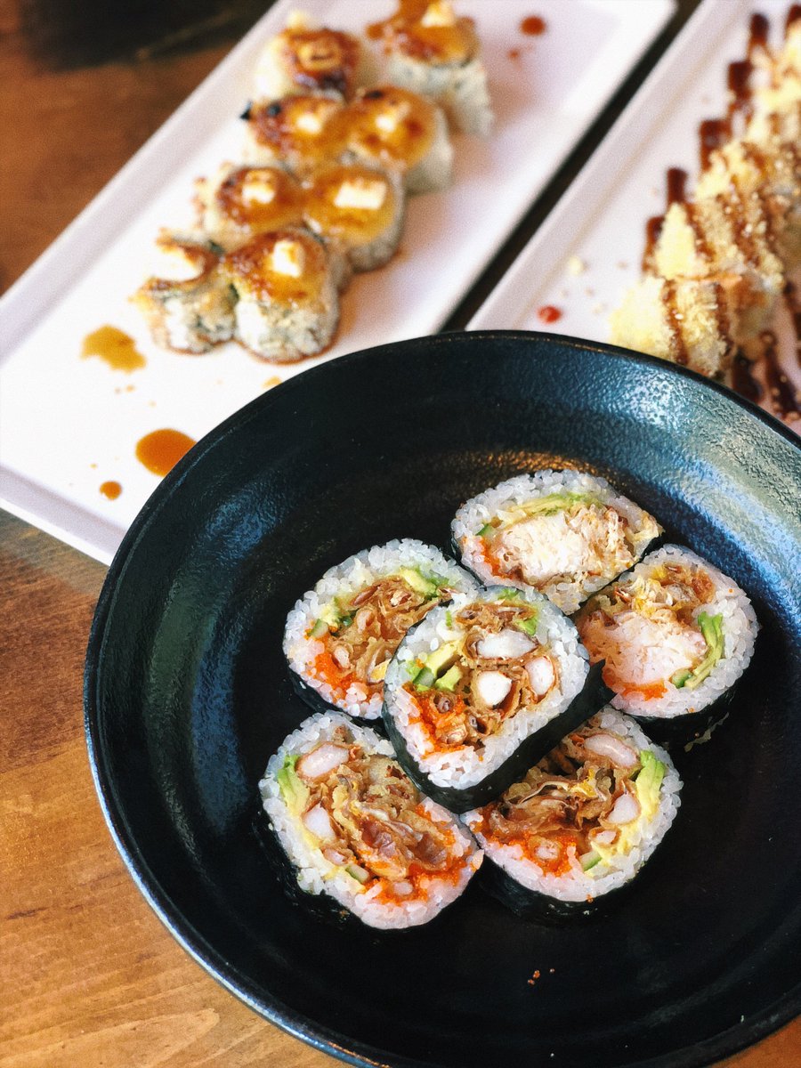 Saturdays are for good times and soft shell crab 🦀 at #RobataJINYA