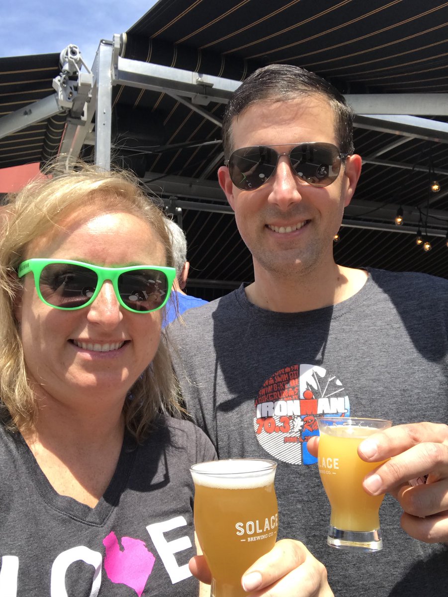 jmac0731's tweet photo. @SolaceBrewing #findyoursolace helping to celebrate 1 year!!! https://t.co/Hx6VMCjh8N