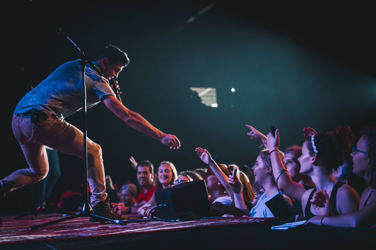 HIGHVALLEY's tweet photo. This weekend has been unbelievable! Special thx to every one who manages to squeeze into the front rows! You are the ones that take the experience to the next level! 🙌🙌🙌 https://t.co/ULKe0aZr0r