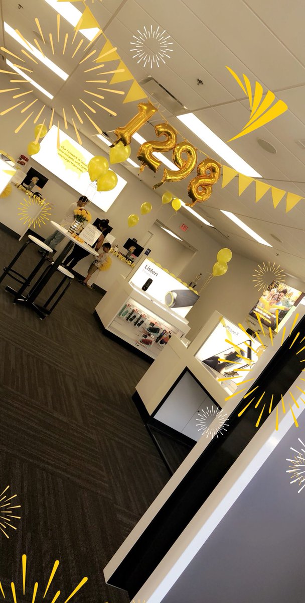LA BREA ready to end the month with a bang!!! It’s really been a good month we need to close the only way we know how!!! Don’t miss put on the best end of the month deals #1298 #labrea #baldwinhills #la @groa09 <a href="/kkwestisbest/">kevin kunkel</a> <a href="/tdrugatz/">tdrugatz@sprint</a> #spartansaturday
