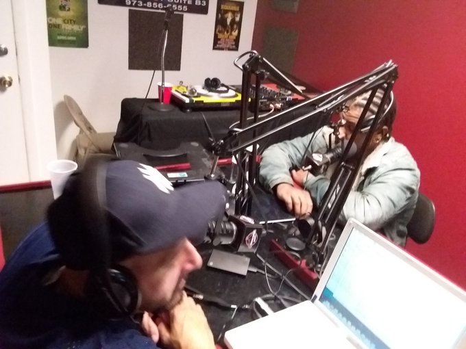 Remember this convo ' Do you eat the groceries?' Watch the clip https://t.co/kqd5KBgqjM https://t.co<a href="/tag/flashbackfriday"class="tags"><span>#flashbackfriday</span></a>