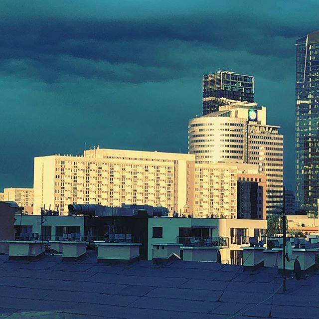 roody102's tweet image. #bloki #roody102 instagram.com/p/BkqMAnGhdIA/