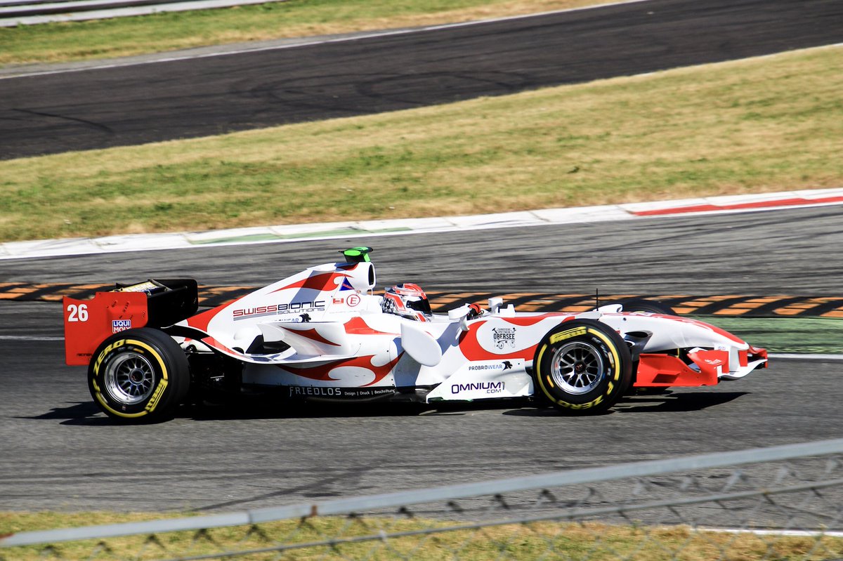 たかりゅー 主に旧車のf1 F2 F3000 チャンプカー フォーミュラルノー 5を使って混合で走るアマチュアレースです たかりゅー 主に旧車のf1 F2 F3000 チャンプカー フォーミュラルノー 5を使って混合で走るアマチュアレースです