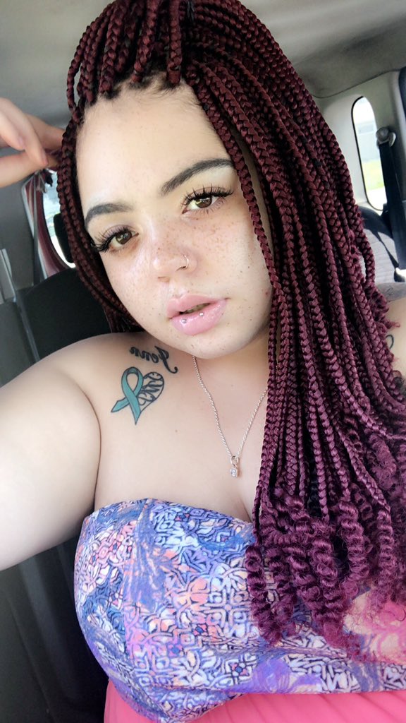 BigBodyFluff's tweet photo. couldnβt hit it if you had aim π#freckledbae #mixedmami #mixedtwitter #bbwtwitter #bigfinewednesday #bigfinefriday #bigfinehive #FineWomenthatarefat https://t.co/9QvFcjXvxb