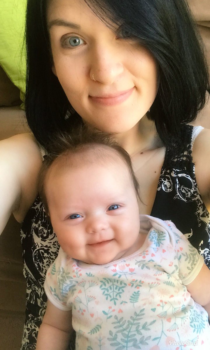 amywritesabout's tweet photo. Just realising I never announced her on twitter 😂 Meet Isabel! 8 weeks, absolutely perfect, am back out running (slowly) and also catching up on my Uni work. It’s a madhouse here! https://t.co/9yau4E2ViD