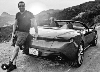 stapleton20016's tweet image. Would Ya Look At That..
Nice Way To Get Around In #La 
#Sullivanstapleton