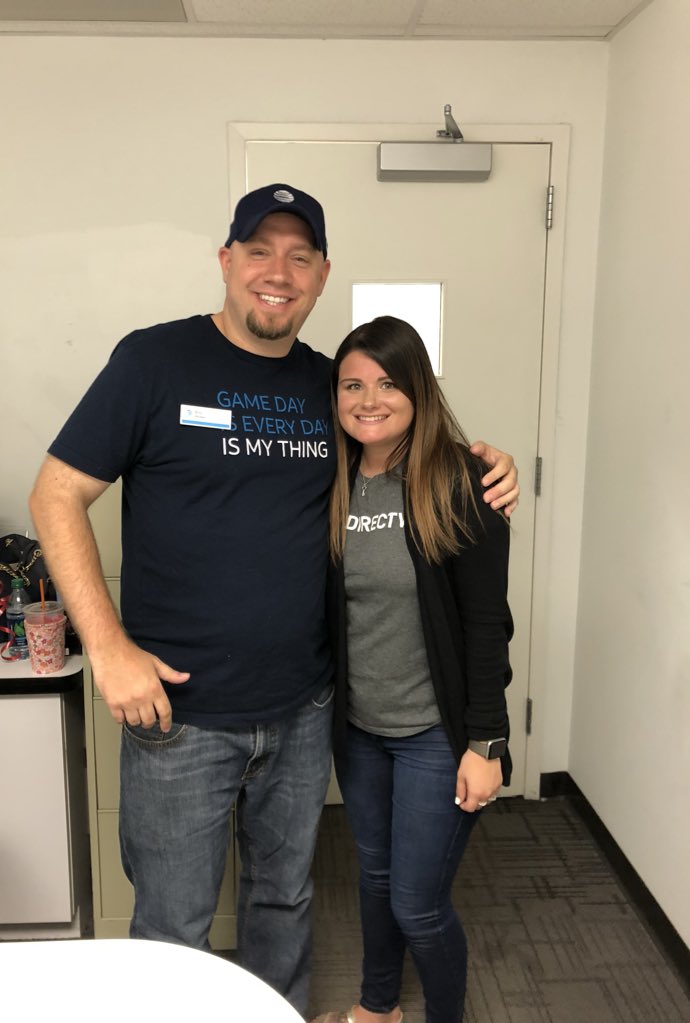 jc230c's tweet photo. Thank you Eric for all that you have done!! It’s been a good two years working along side of you. We wish you the best of luck in your new position and will miss you! #Deming #IHX @thesalesboss624 @bg181c https://t.co/ooBqjiSxsE