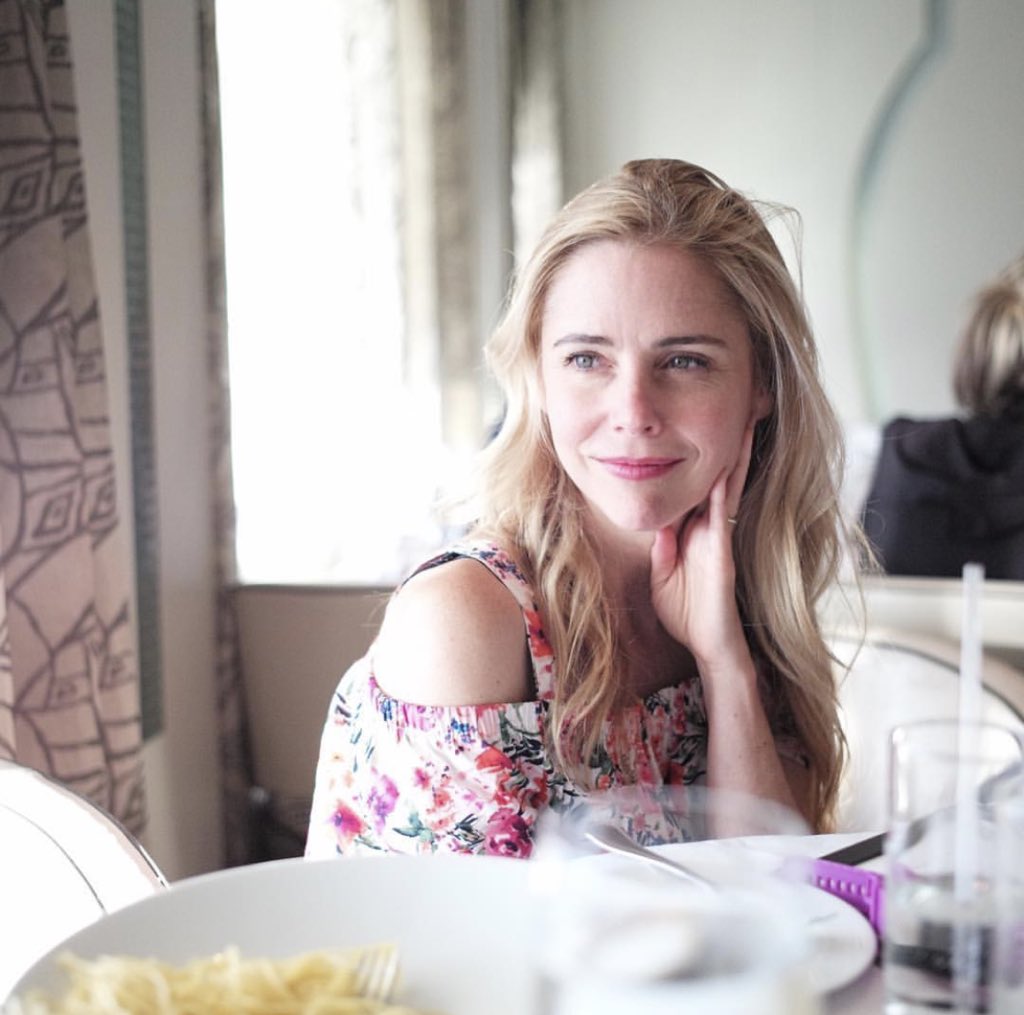 HAPPY BIRTHDAY TO THIS GEM!! happy bday Kerry Butler, we love you with all our hearts, you re the best!! 