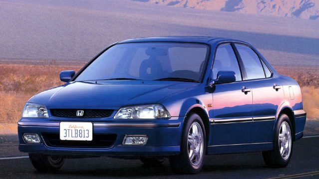 自動車cm図鑑 Twitter પર 461 ホンダ トルネオ かつてのホンダ ビガー アスコットに値するアコード 6代目 の姉妹車 アコードとはフロントグリル ヘッドライト周りとテールライト周りが異なる ベルノ店 プリモ店の2チャネル販売であったため クリオ店のみの