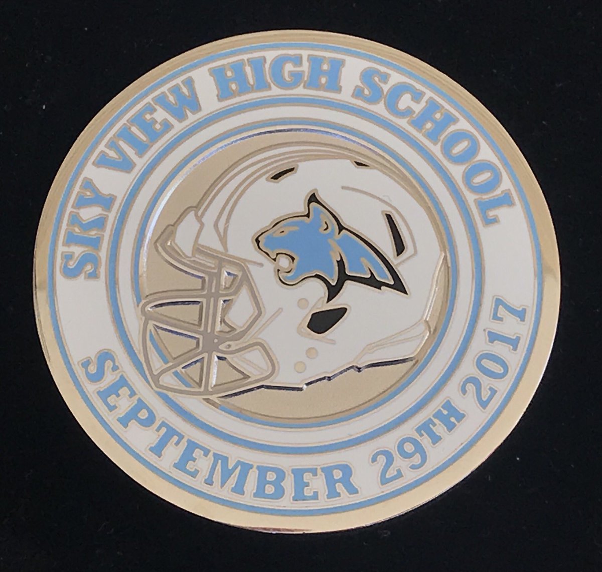 PointEmblems's tweet photo. Check out a few of the local football coins we did this last season. Used for the coin flip, player of the game awards and a small coaches gift for the opposing coach. @weberathletics @LaytonHigh @SkyViewHigh @ridgelinehigh https://t.co/rk7YOeBbiM