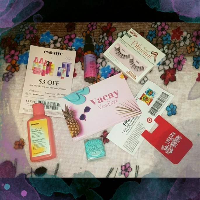 damn_bbygirl's tweet photo. Thank you #influenster for my  #complimentary #VacayVoxbox 
#evawashandprime 
#blowoutlash 
#iaminvisibobble 
#SOURPATCHKIDSfirefreeze https://t.co/JoygUbqj3P
